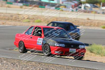 media/Oct-01-2022-Team Topak Racing (Sat) [[f860fb51be]]/2-Inter Low 2/session 1 turn 3/